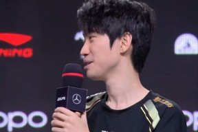 Kaiyun-Doinb连续十二场比赛得分超过刷新纪录，中国队不断突破！赢得满堂喝彩(接力赛比赛视频完整版)